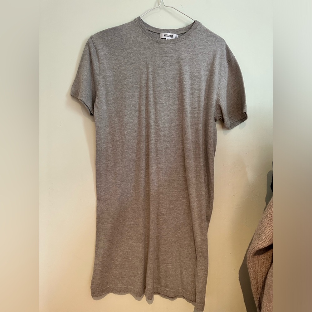 Misguided Size 6 Tshirt Dress
